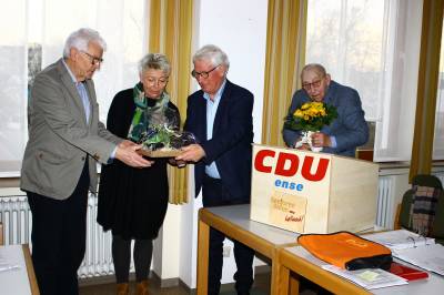 V.l.: Friedhelm Wüllner, Silvia Klein, Hans-Josef Langesberg, Rolf-Dieter Golücke