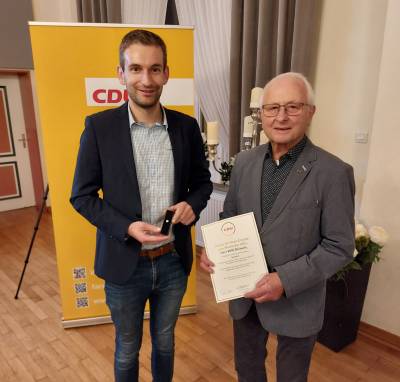 Foto v.l.n.r.: Simon Hennecke, Willy Reinsch