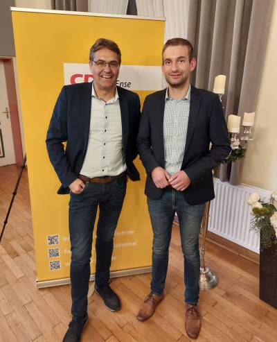 Foto v.l.n.r.: Dr. Peter Liese (MdEP), Simon Hennecke